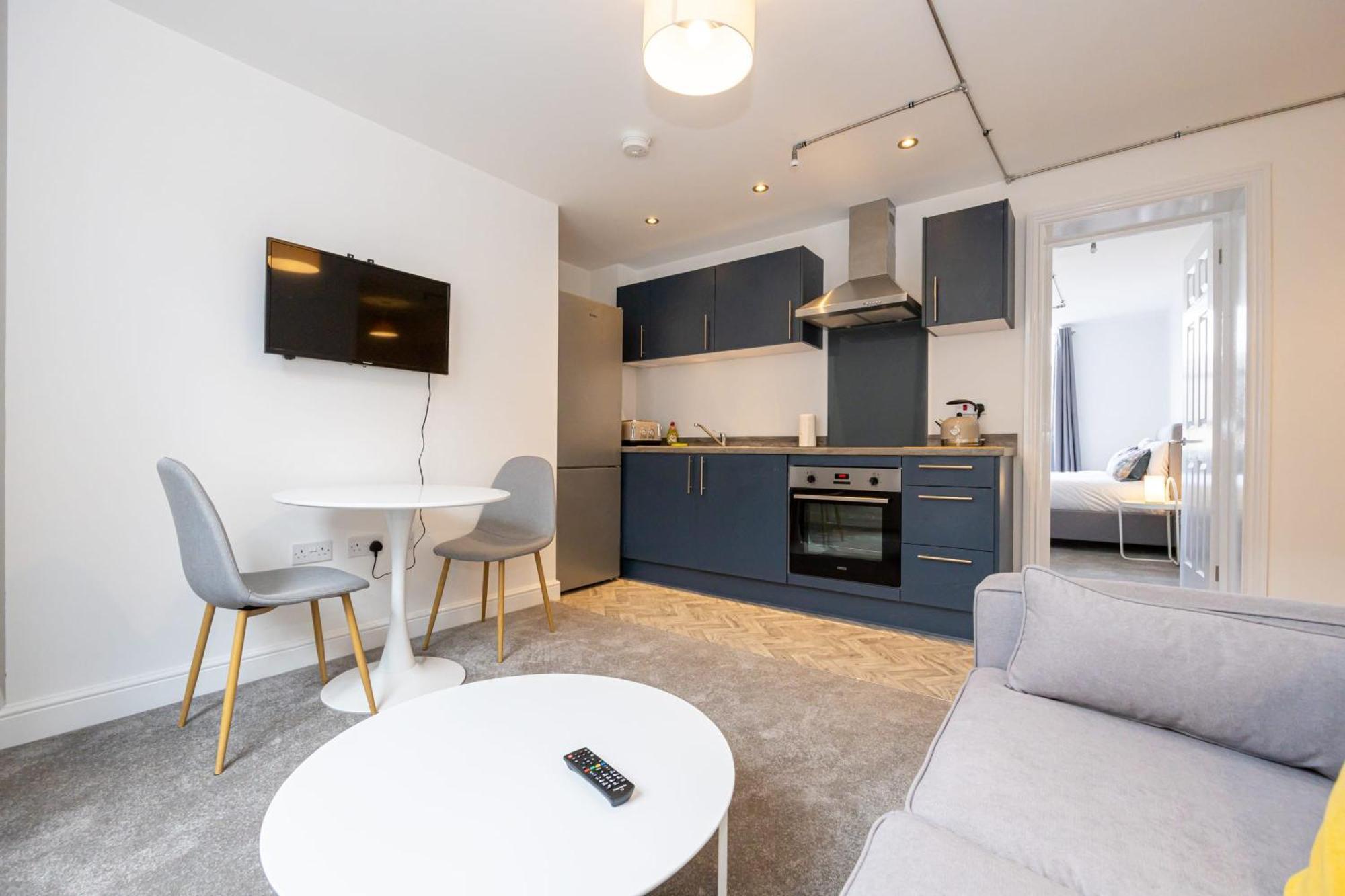 Beautiful 1 Bed 20Mins To Central Manchester 볼턴 외부 사진