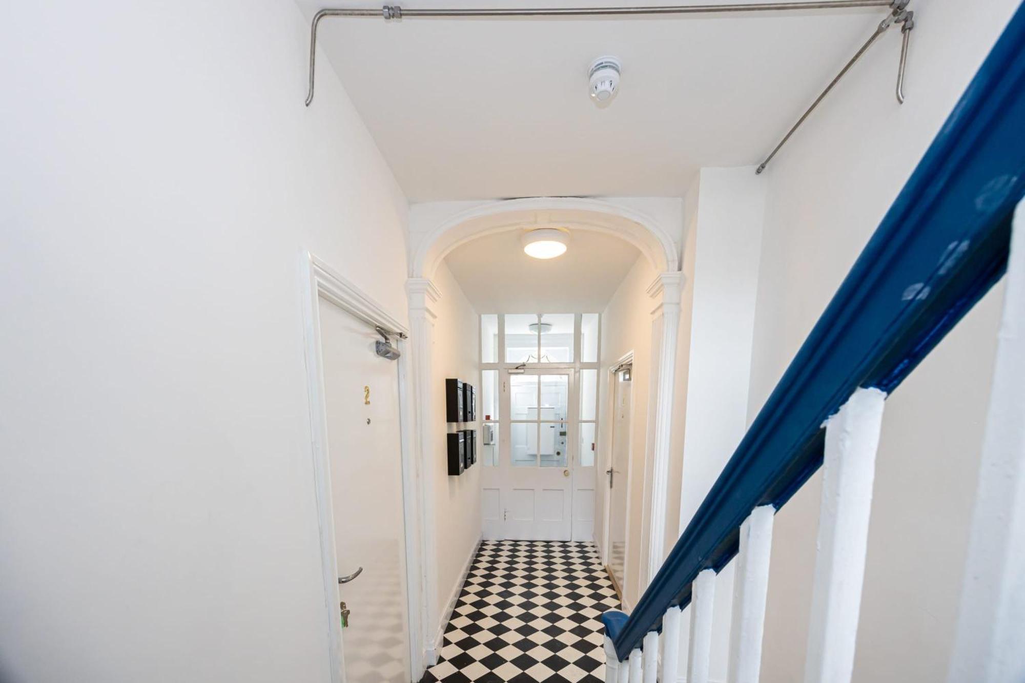 Beautiful 1 Bed 20Mins To Central Manchester 볼턴 외부 사진
