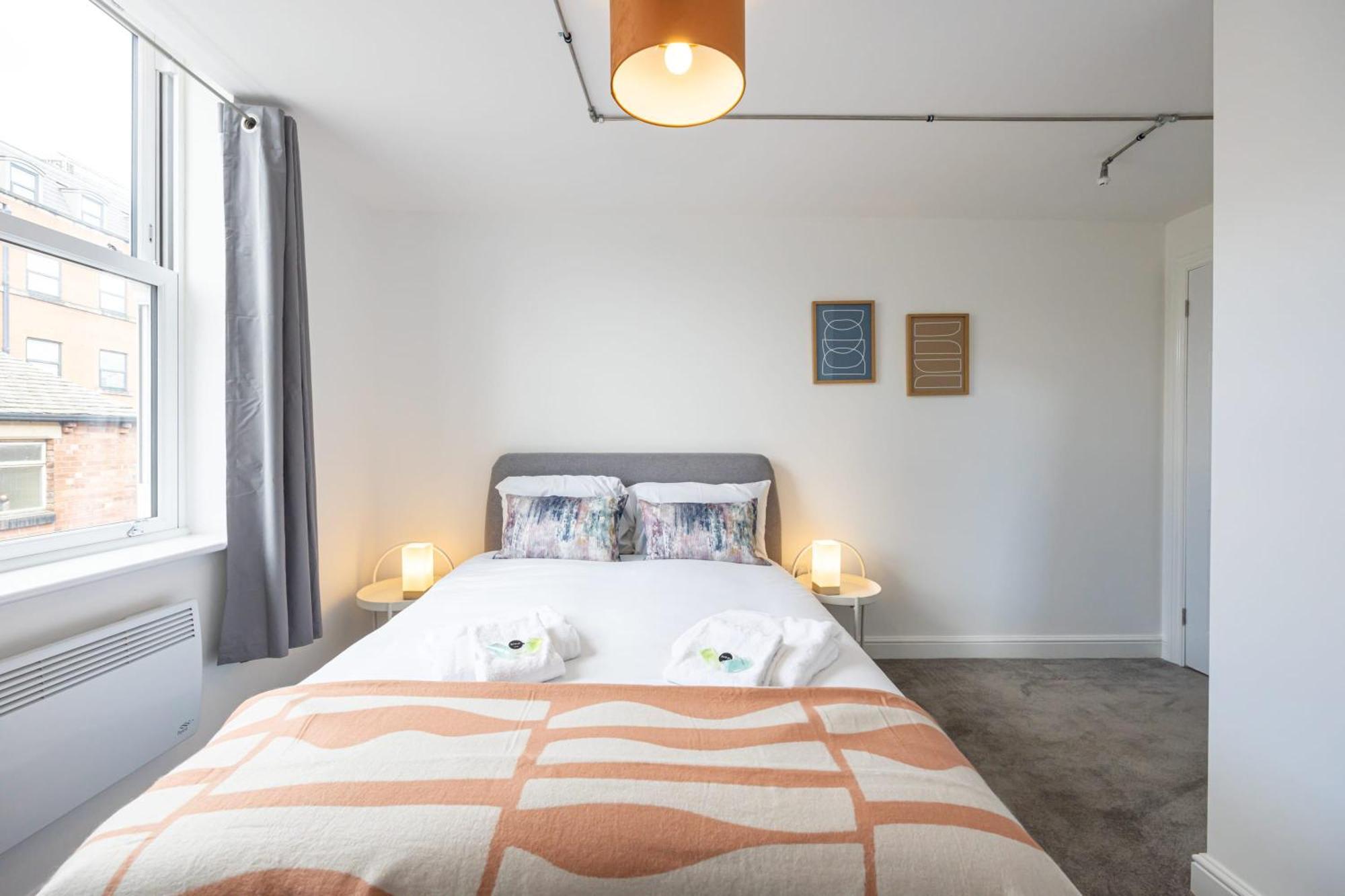 Beautiful 1 Bed 20Mins To Central Manchester 볼턴 외부 사진