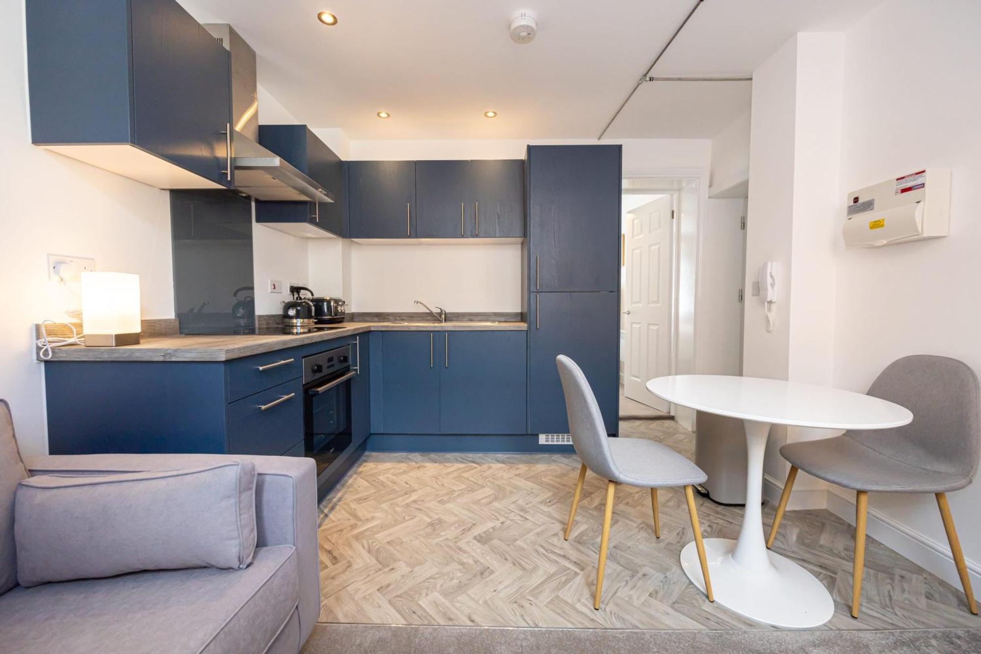 Beautiful 1 Bed 20Mins To Central Manchester 볼턴 외부 사진