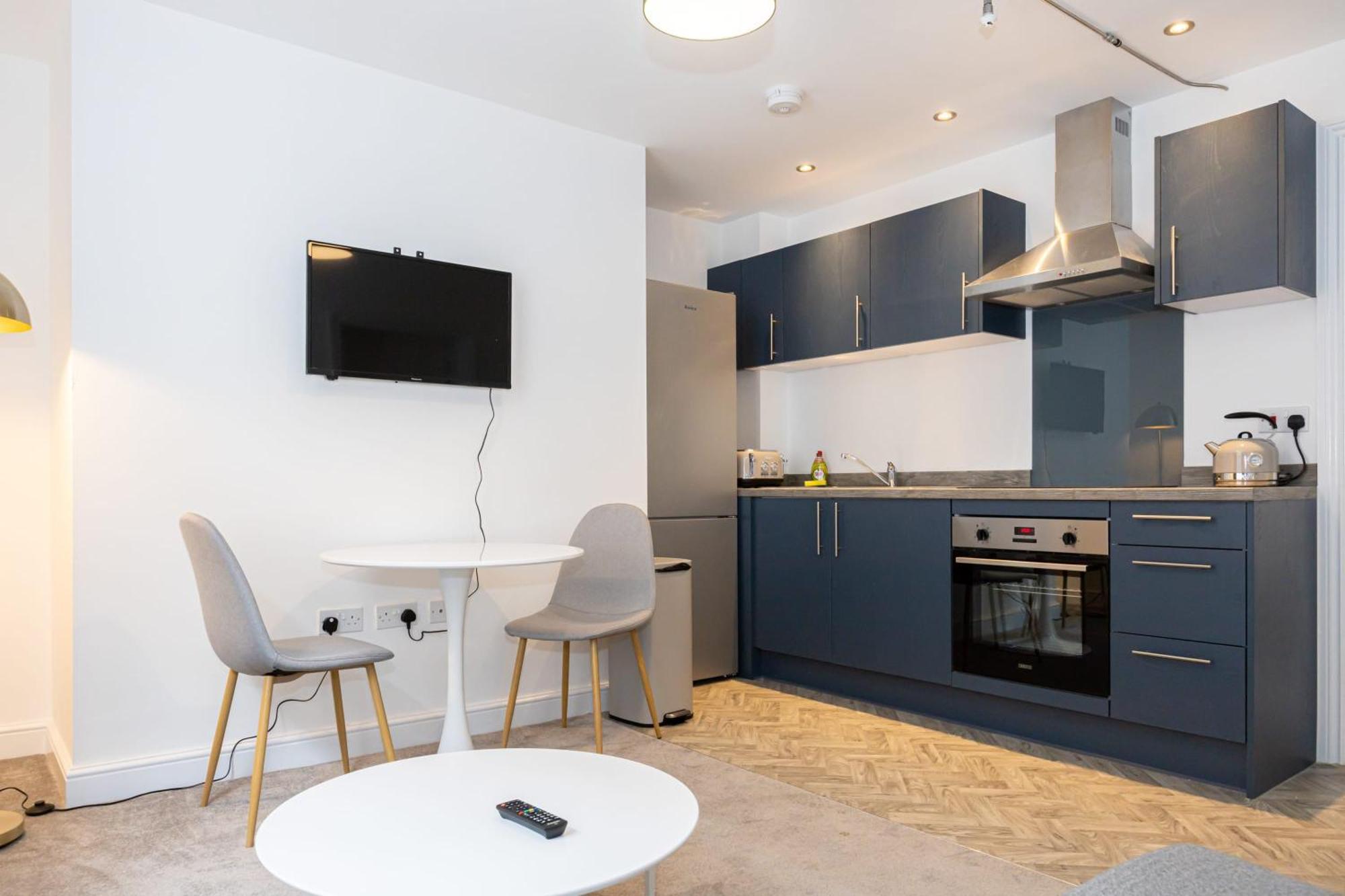 Beautiful 1 Bed 20Mins To Central Manchester 볼턴 외부 사진